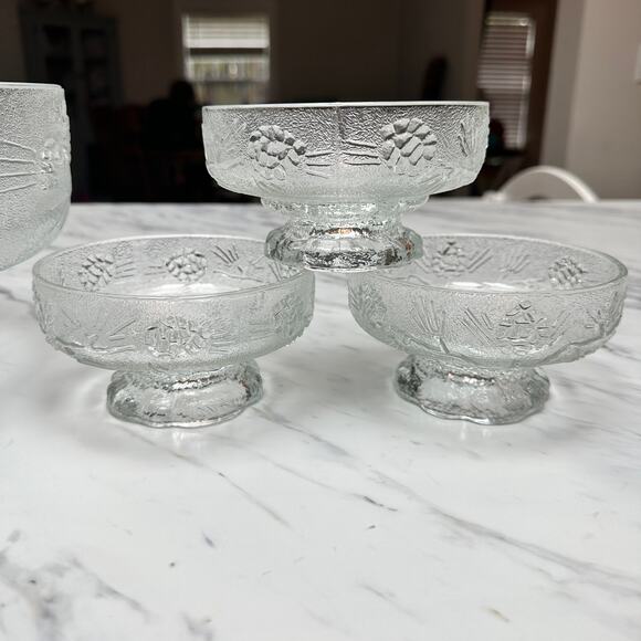 Vintage Indiana Glass Tiara Ponderosa Pine Serving Bowl and 3 Salad Bowls Clear - Picture 3 of 10